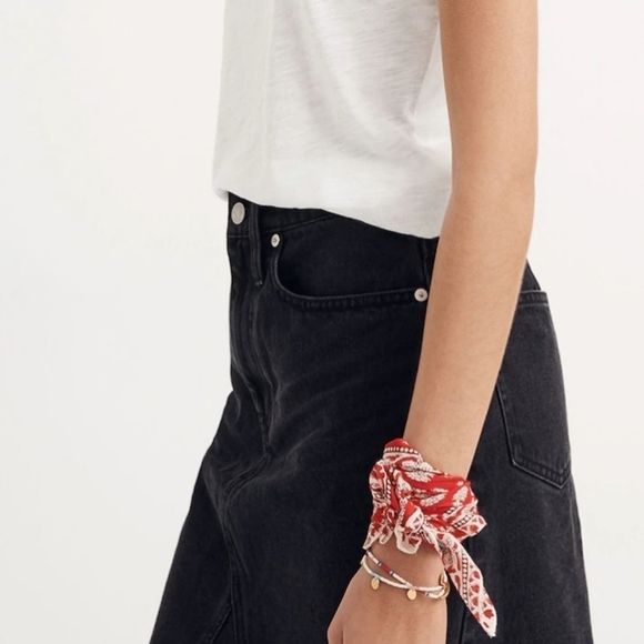 MADEWELL Denim Frisco Mini Skirt in Lunar Wash Black Womens size 26 - Picture 2 of 10